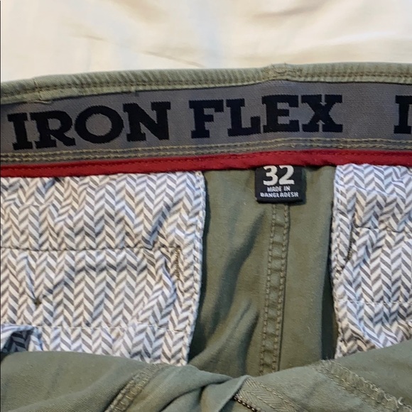 Cargo Shorts - Picture 3 of 3